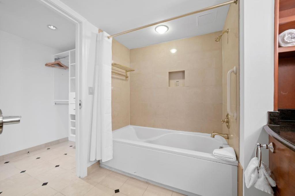 2Br 3Ba Beachfront Rental In Town Cozysuites Atlantic City Eksteriør bilde