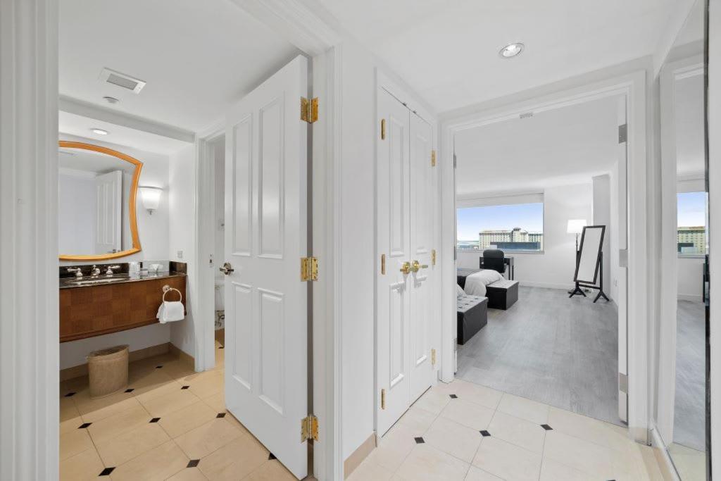 2Br 3Ba Beachfront Rental In Town Cozysuites Atlantic City Eksteriør bilde