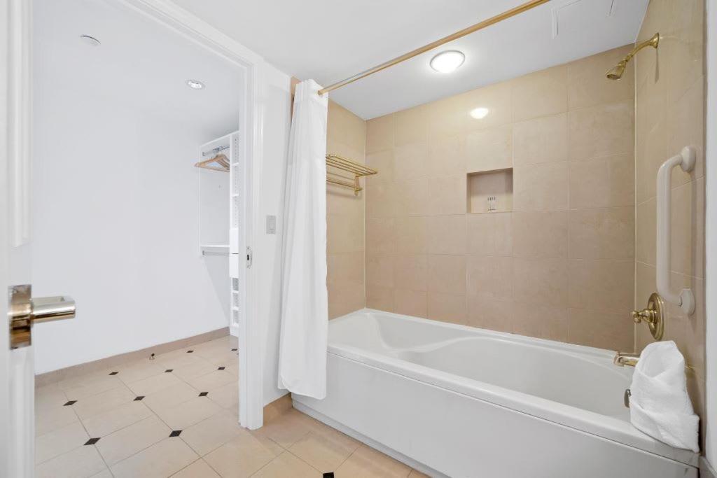 2Br 3Ba Beachfront Rental In Town Cozysuites Atlantic City Eksteriør bilde